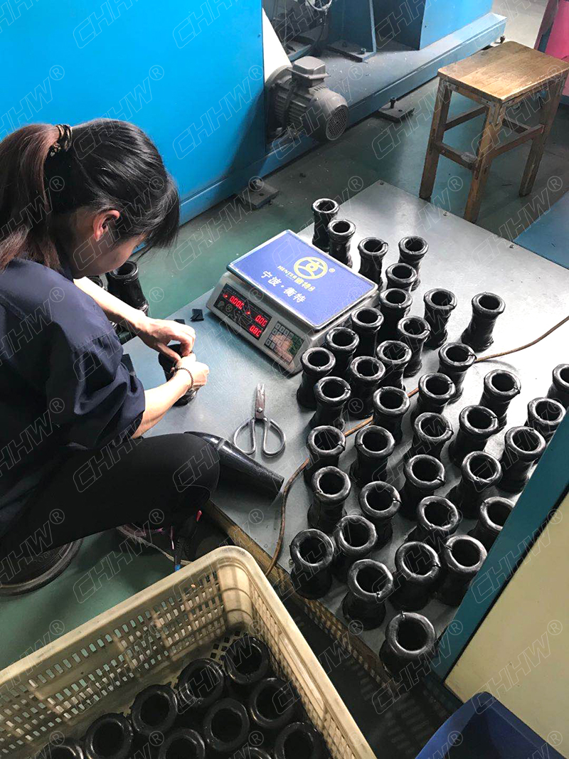 華威<a href=http://hztsbj.com/xjjt/ target=_blank class=infotextkey>橡膠接頭</a>產(chǎn)胚圖 華威<a href=http://hztsbj.com/xjjt/ target=_blank class=infotextkey>橡膠接頭</a>產(chǎn)胚圖